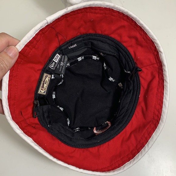 Chicago Bulls New Era Hardwood Classics Bucket Hat Black / Red Sz LARGE - Picture 6 of 9